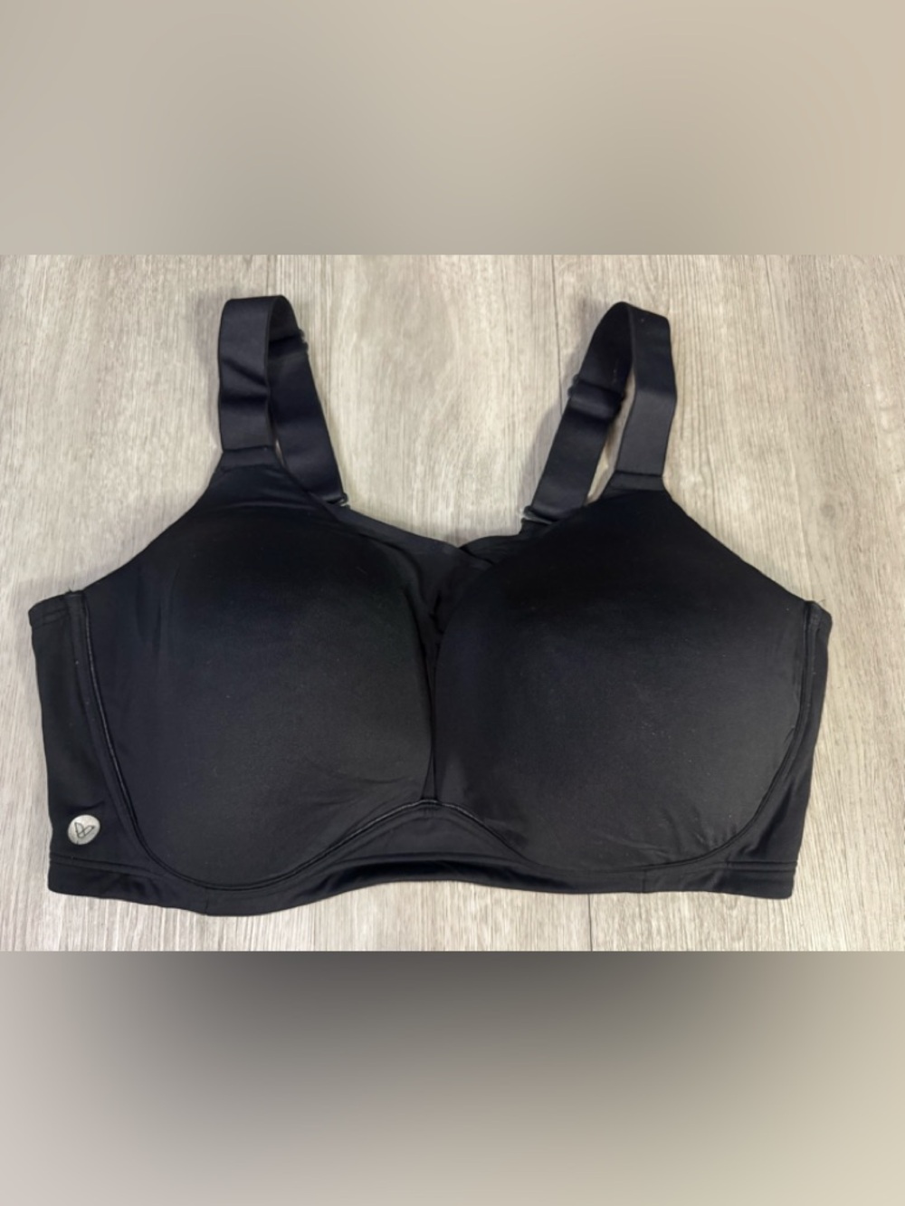Livi Active Bra 44DDD Black Sports Bra Molded no wire Lane Bryant